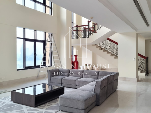 Glass N' House Luxury Realty